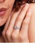 Pandora Sparkling Square Halo Joia Anel Mulher 193555C02