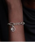 Pandora ME Heart Four-Leaf Clover Medallion Joia Conta Pendente Pulseira Mulher 793034C01